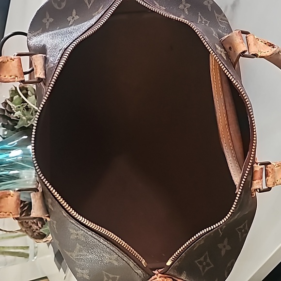 Authentic LV speedy 35 - Picture 8 of 8